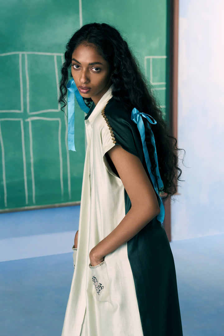 Green-Emerald Green Mist Colour-Block Dress