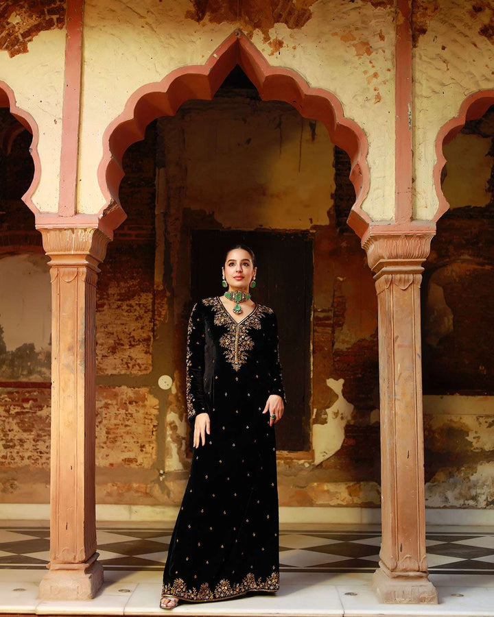 Black velvet women kaftan dress — Warra luxury Indian occasion wear - 3
