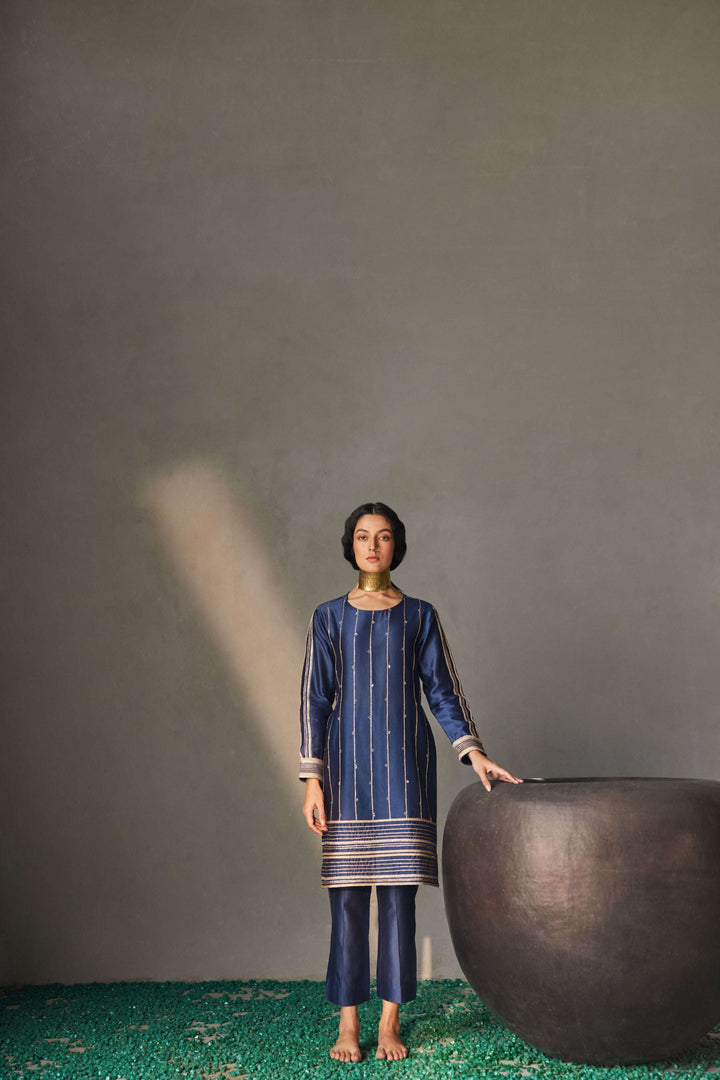 MIDNIGHT BLUE ZARI LINE ENSEMBLE