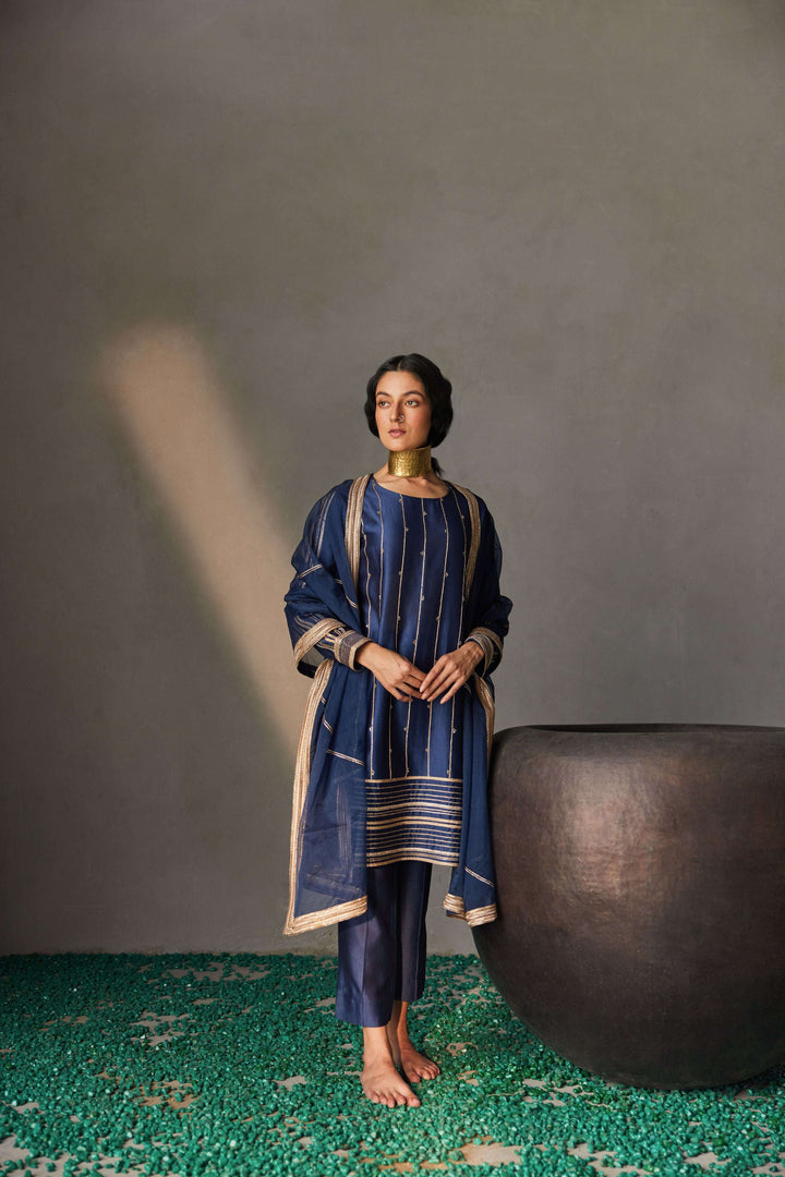 MIDNIGHT BLUE ZARI LINE ENSEMBLE