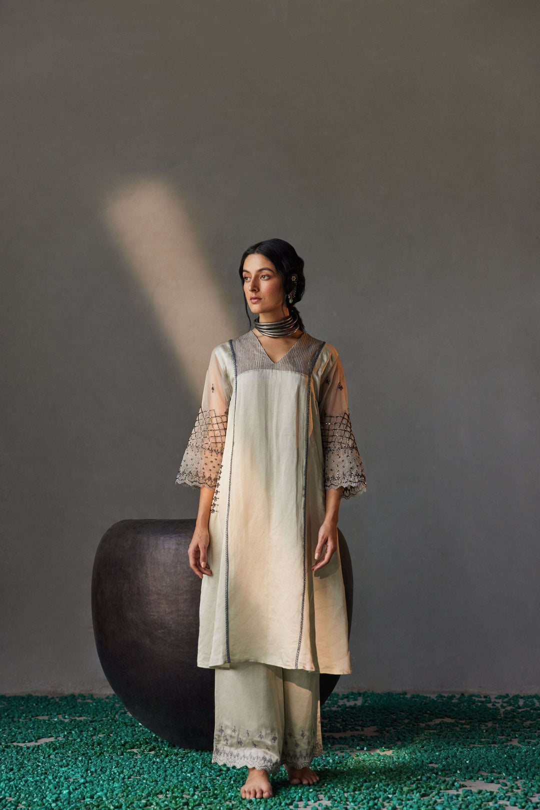 IVORY GUNMETAL EMBELISHED KURTA SET