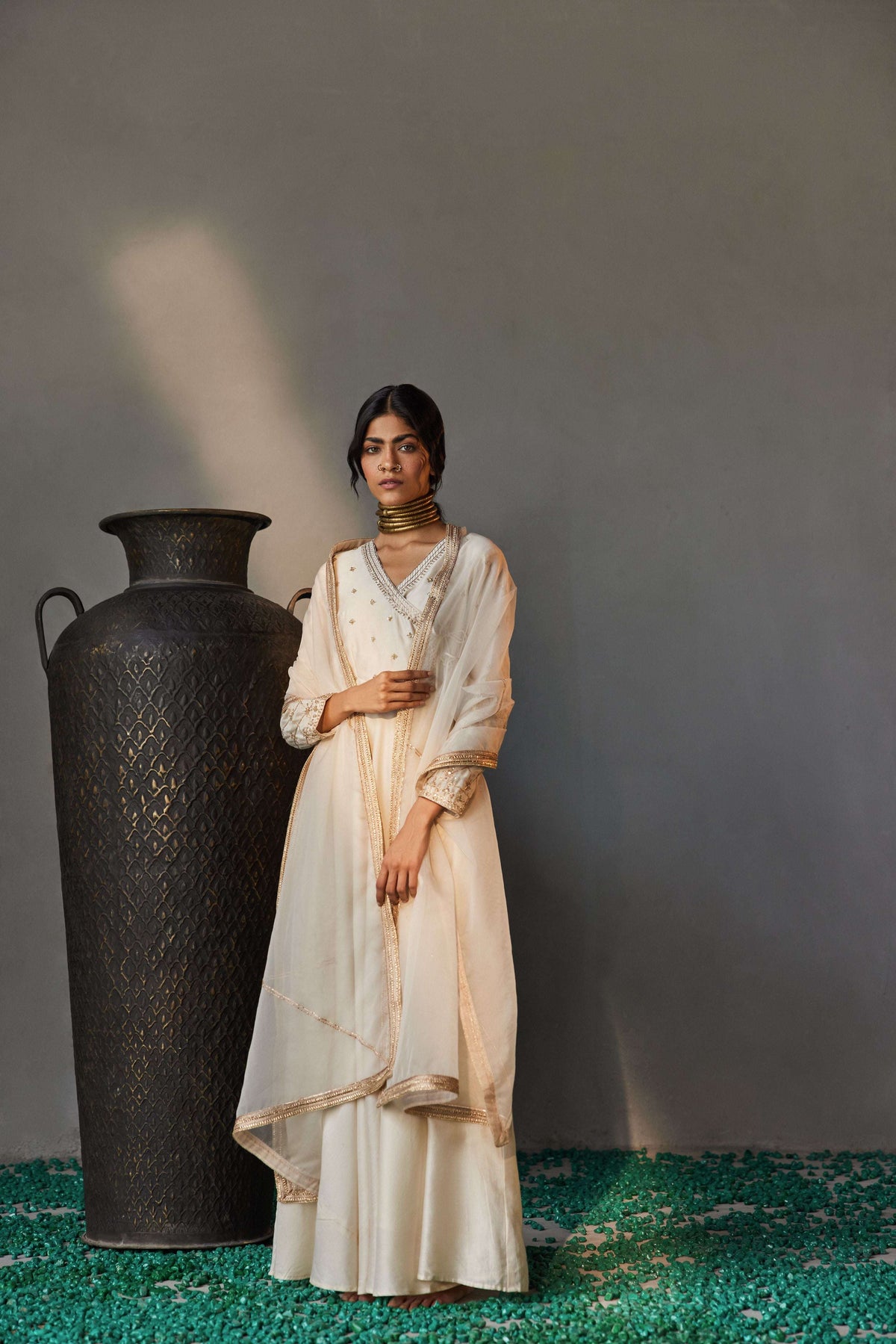 IVORY ANGRAKHA