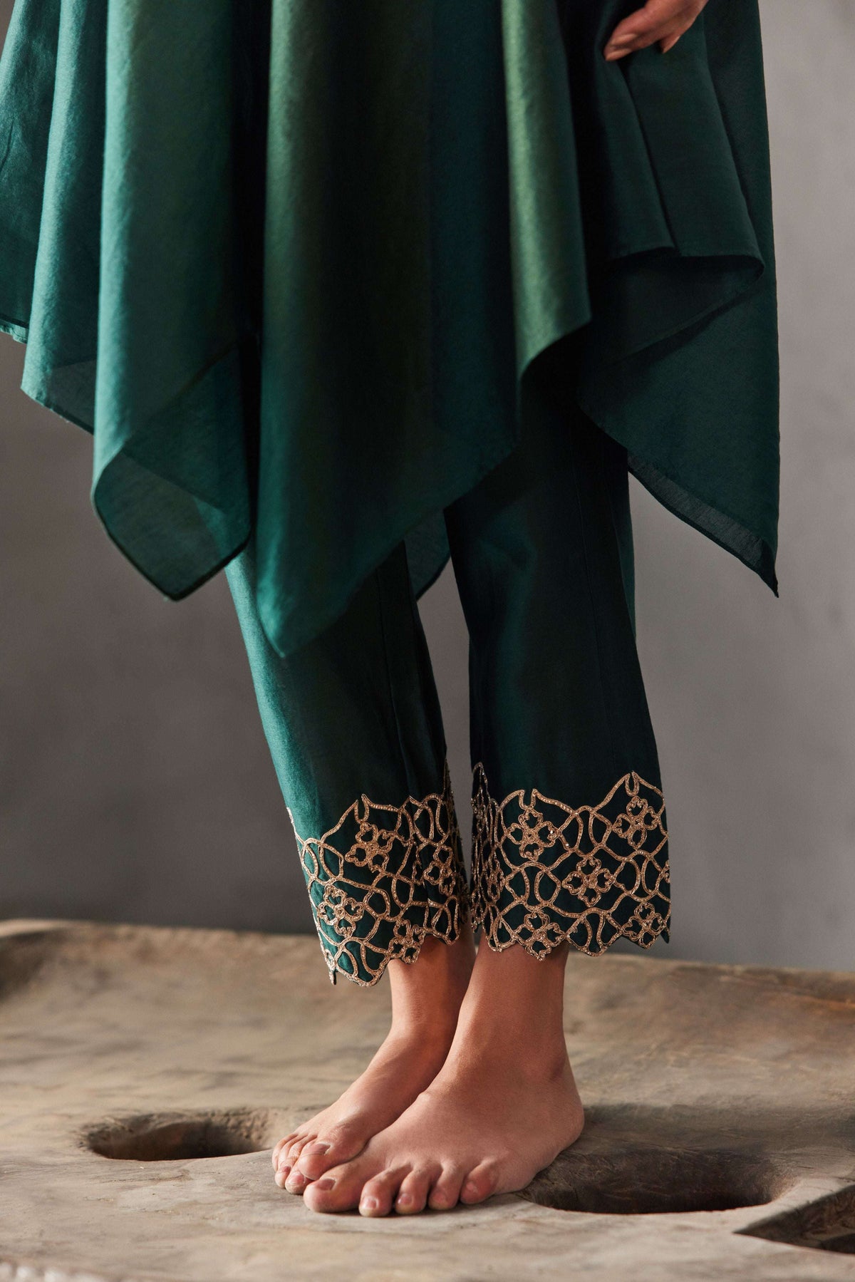 FOREST GREEN GOTA EMBROIDERY ASYMMETRICAL KURTA SET