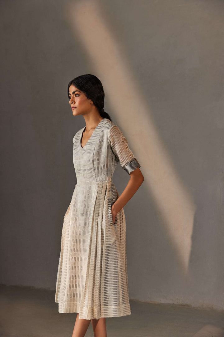 Off-white zari dress for women — Warra premium ethnic occasion wear India - 3