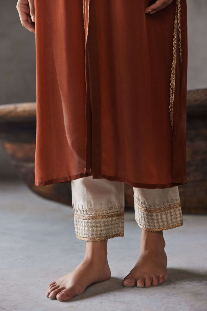 RUSTIC ZARI EMBROIDERED KURTA SET