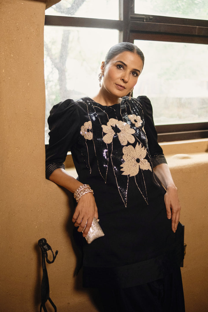 The Black Sequin Farshi Salvaar