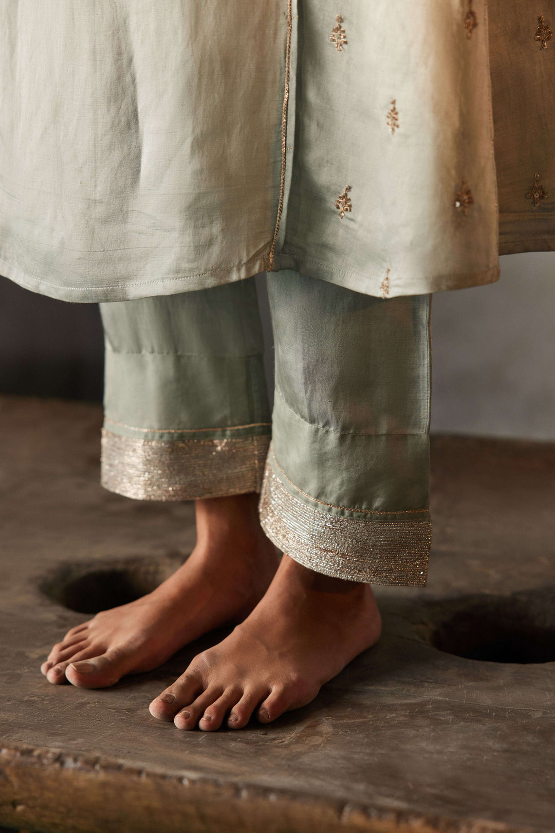 SAGE GREEN & ROSE GOLD ZARI KURTA SET
