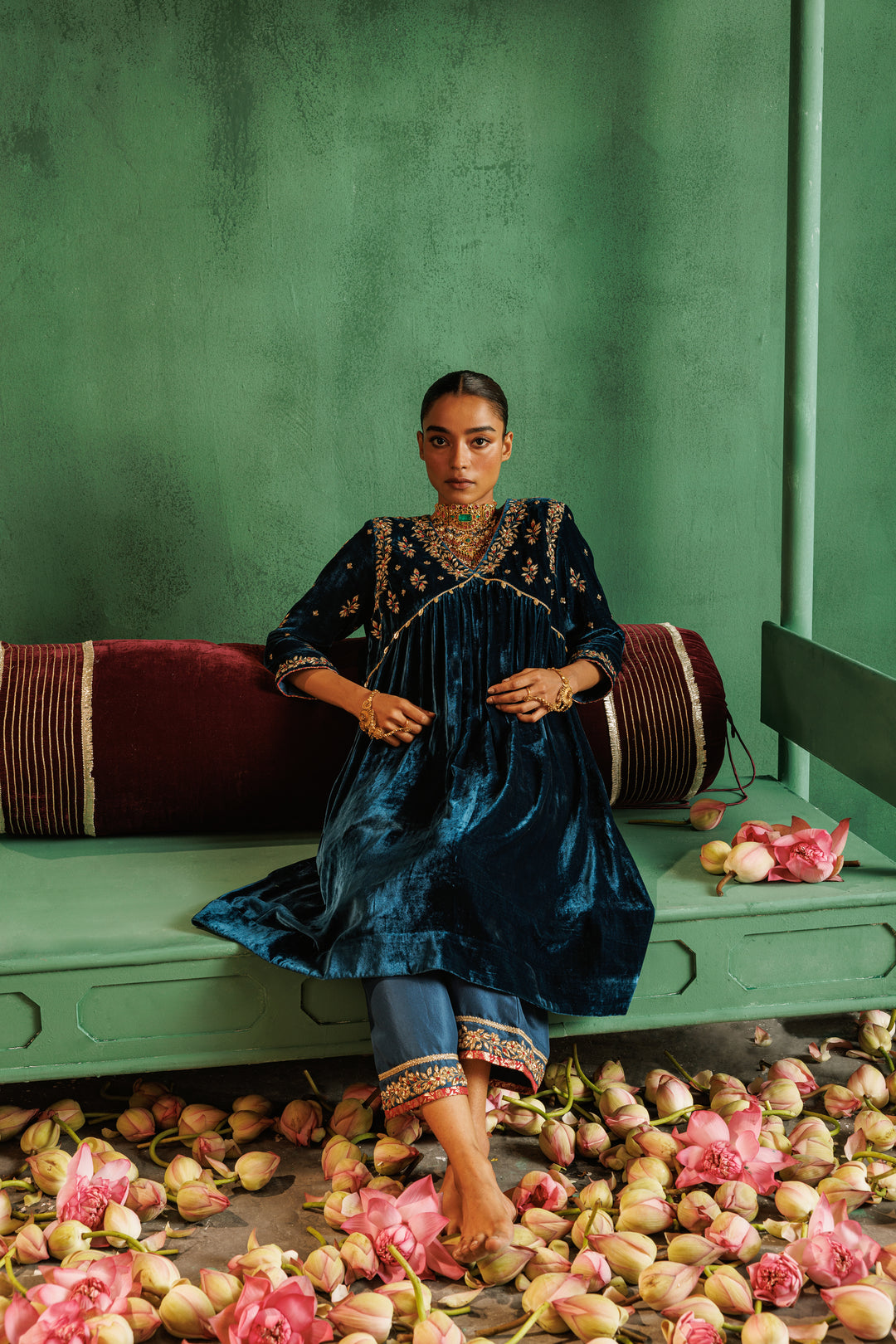 Teal blue velvet kurta set for festive occasions — Warra